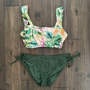 Kona Sol Tropical Multi Floral Bikini 2 piece D/DD/M